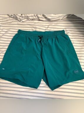 Janji Transit Shorts 6” Jade Green